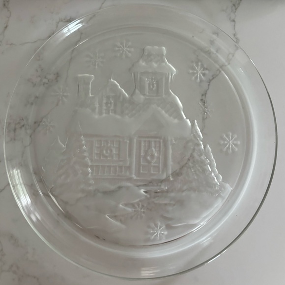 Arcoroc Holiday Glass Serving Tray, 13” - Picture 1 of 7